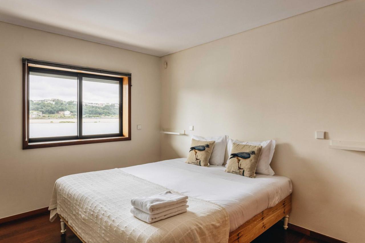 Appartement Riverfront Haven Family's Choice With Free Garage *